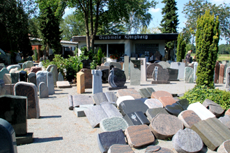 Handwerk in Voerde - Kirsten Klingberg Grabmale